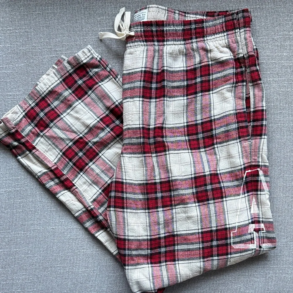 AE Flannel PJs - Picture 1 of 5